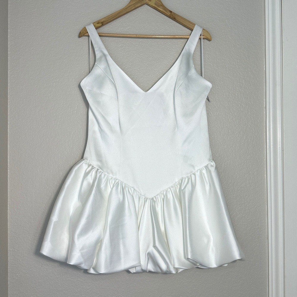 Bardot Oria White Bubble Satin Mini Dress, Bridal Bachelorette Girly REVOLVE XL - Picture 3 of 15